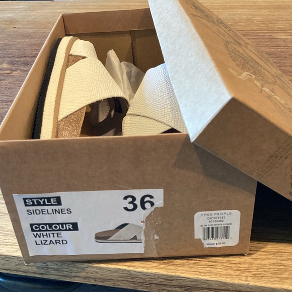 Free People sandals NIB - Picture 10 of 11